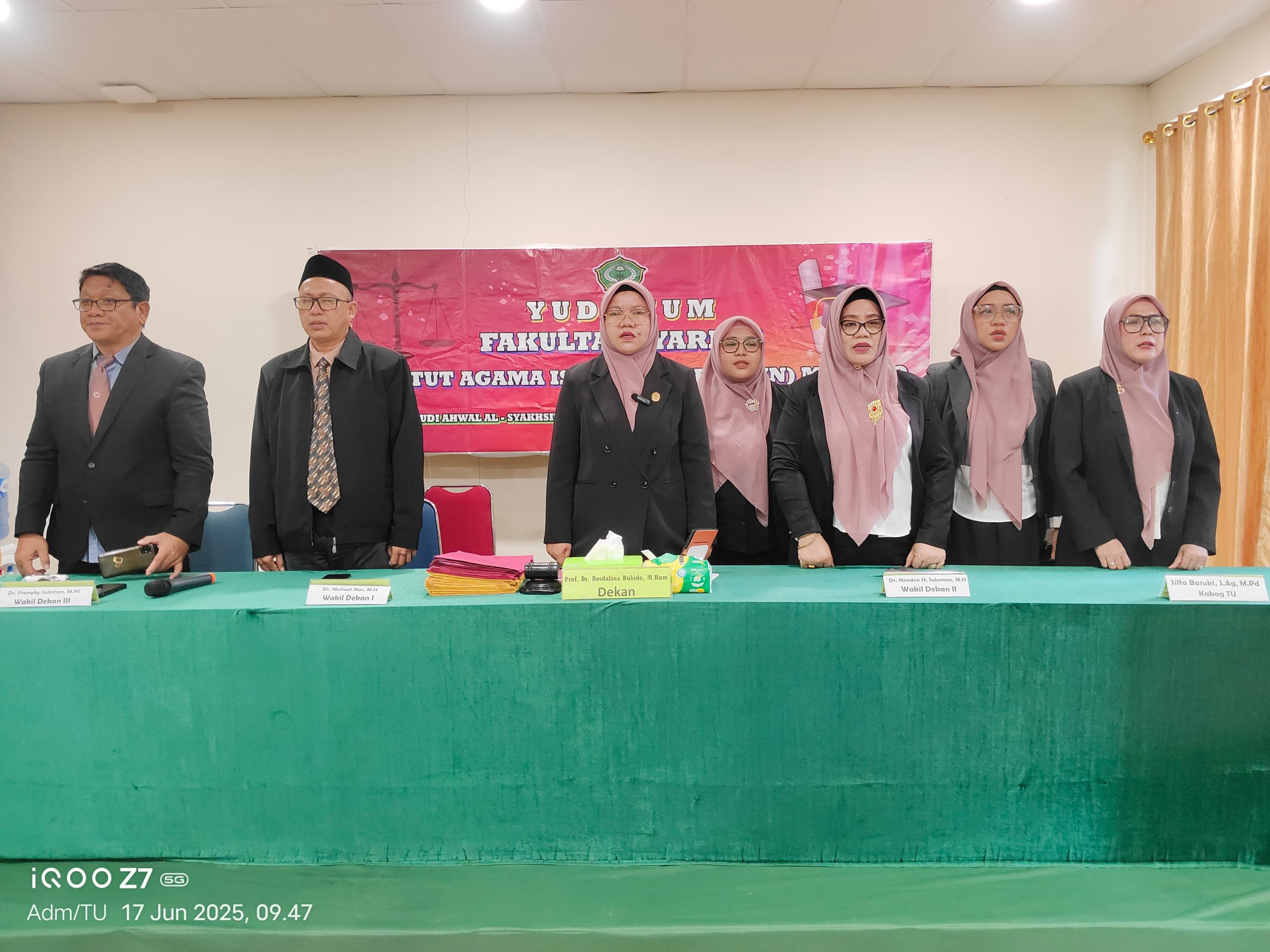 Fakultas Syariah Iain Manado Gelar Yudisium, 34 Calon Sarjana Hukum Dikukuhkan
