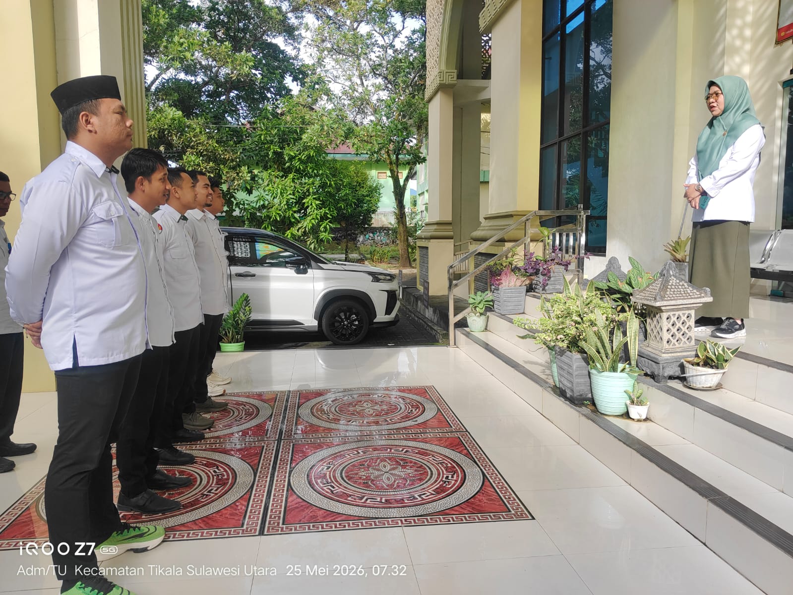 Dekan Fakultas Syariah Pimpin Apel Pagi, Sampaikan Sejumlah Arahan Penting